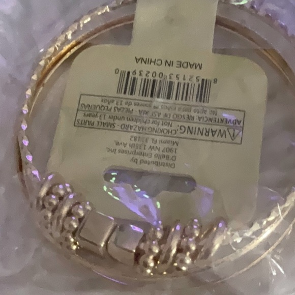 PRETTY D’BELLO GOLD TONE 3 PIECE BANGLE SET - Picture 3 of 3